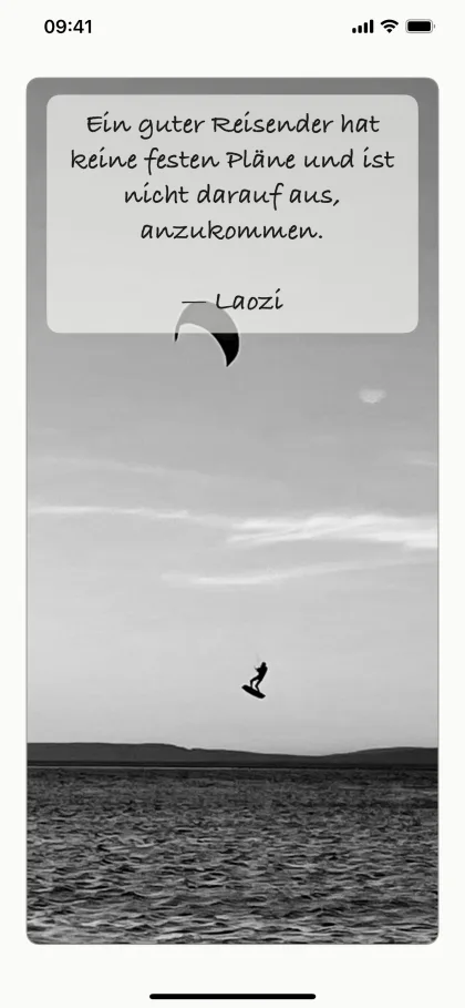 CoachMe auf dem iPhone — eine Laozi-Karte in Schwarz-Weiß über einem Foto