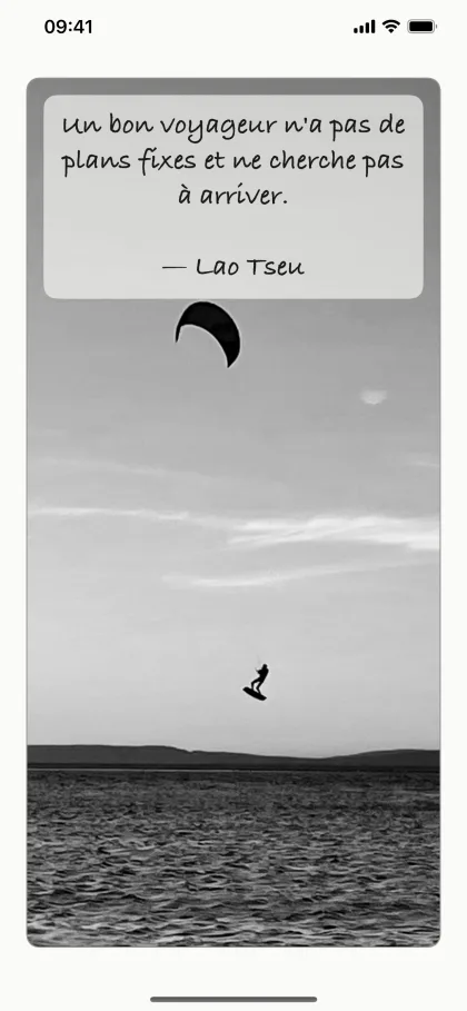 CoachMe sur iPhone — une carte Lao Tseu en noir et blanc sur une photo